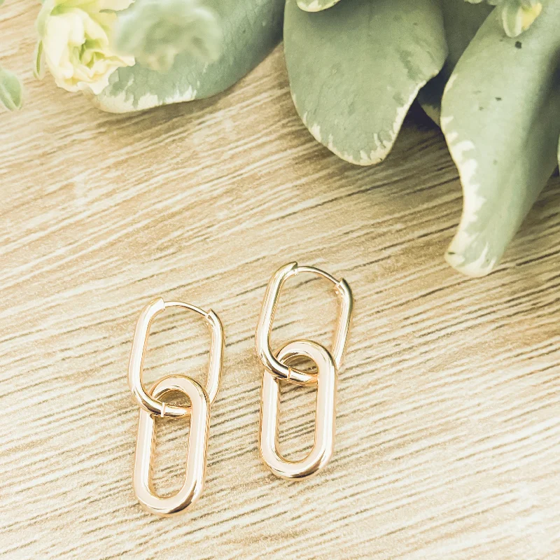 Beautiful Gold Link Earrings