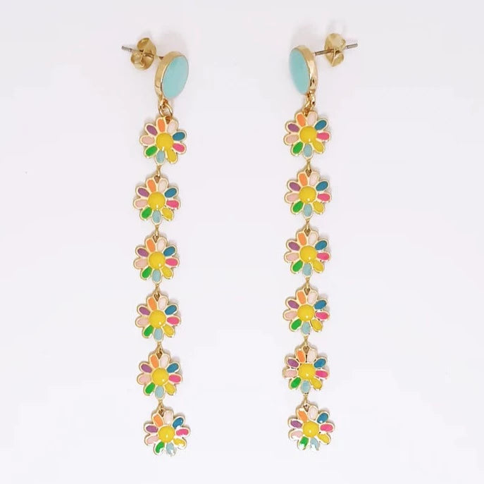 Middle Child Earrings - Daisy Dozens