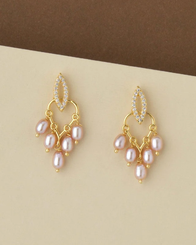 Pretty Pearl & Stone Hang Earring