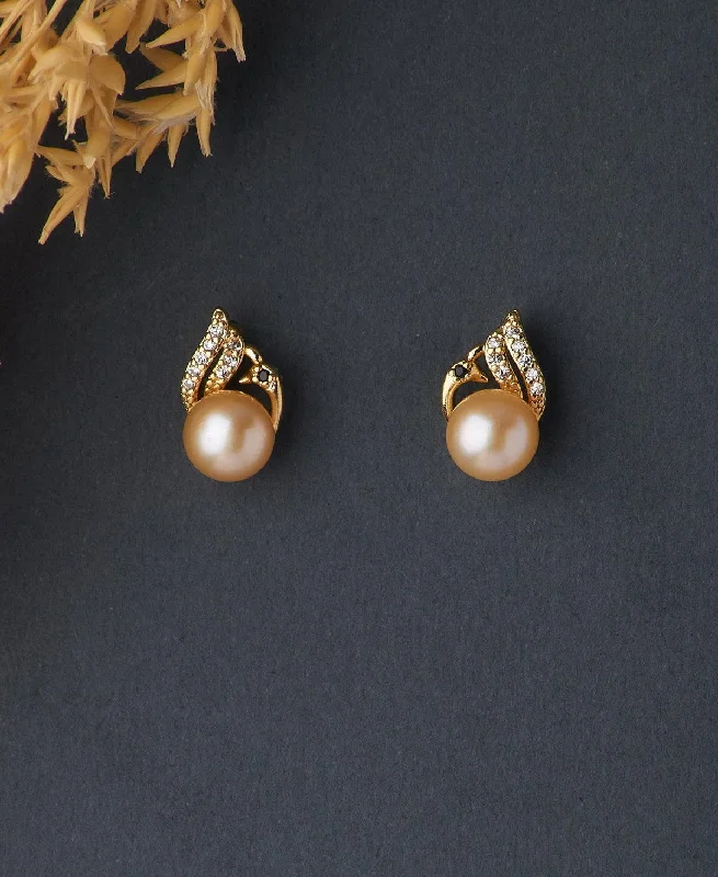 Pretty Pink Pearl Stud Earring