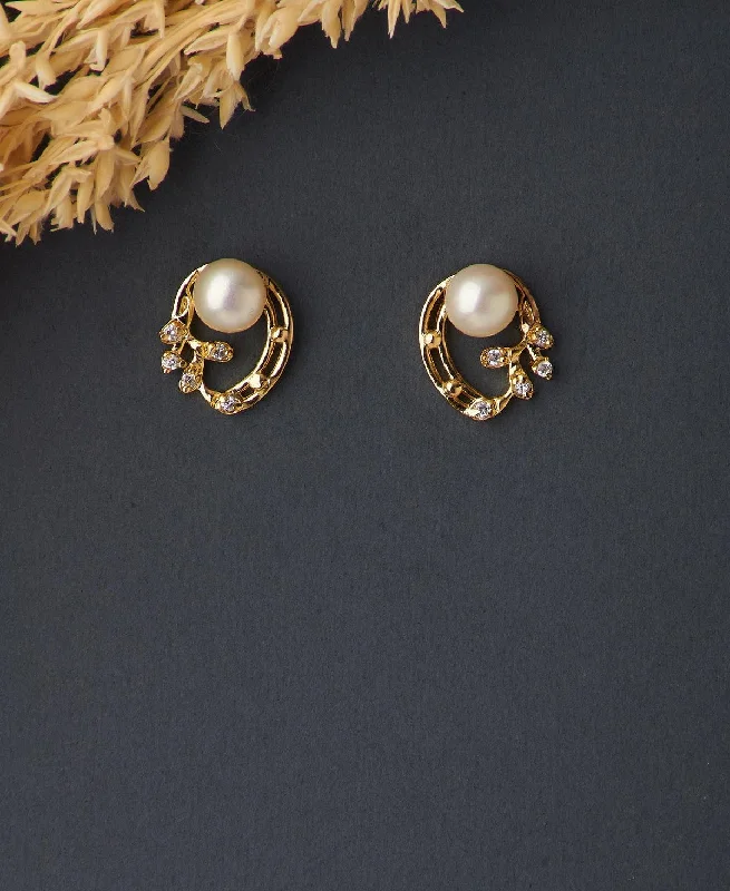 Pretty Real Pearl Stud Earring