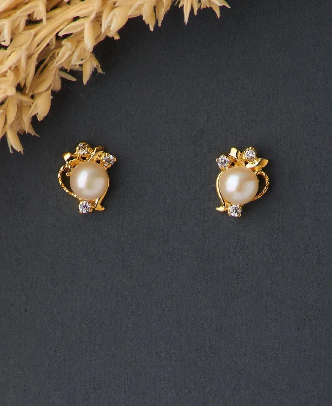 Pretty Real Pearl Stud Earring