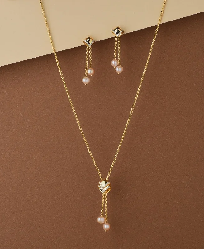 Pretty Stone Studded Chain Set