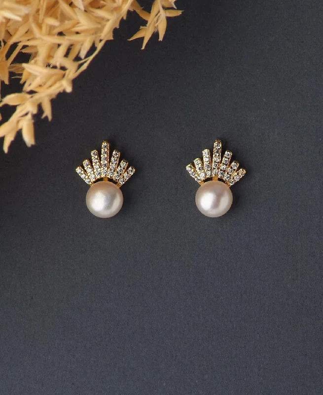 Pretty White Pearl Stud Earring