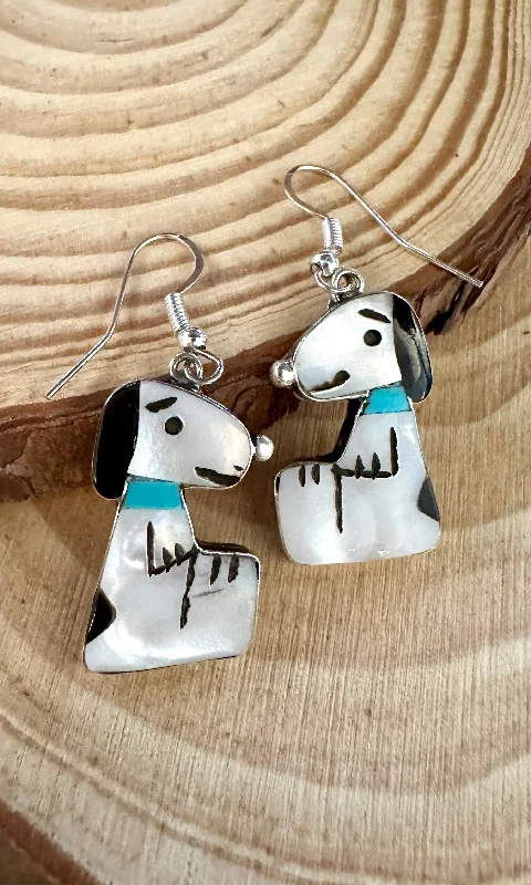 SNOOPY Shenel Comosona Zuni Toons Multi- Stone Inlay Dangle Earrings