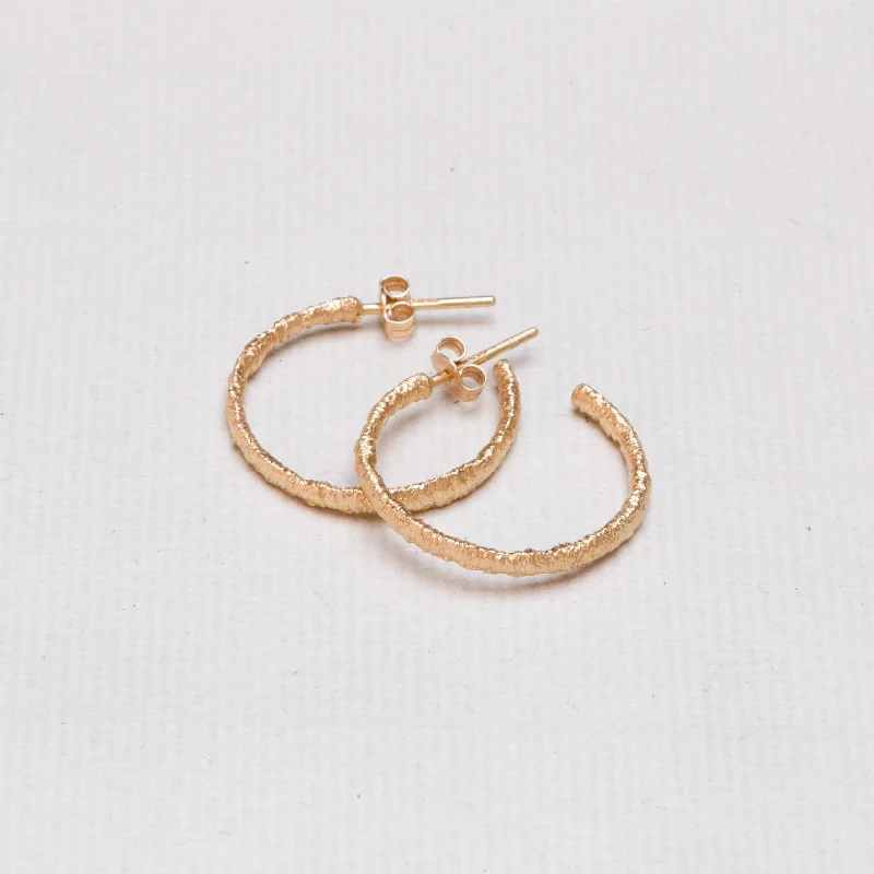 Straight Stitch Hoop Earrings Medium