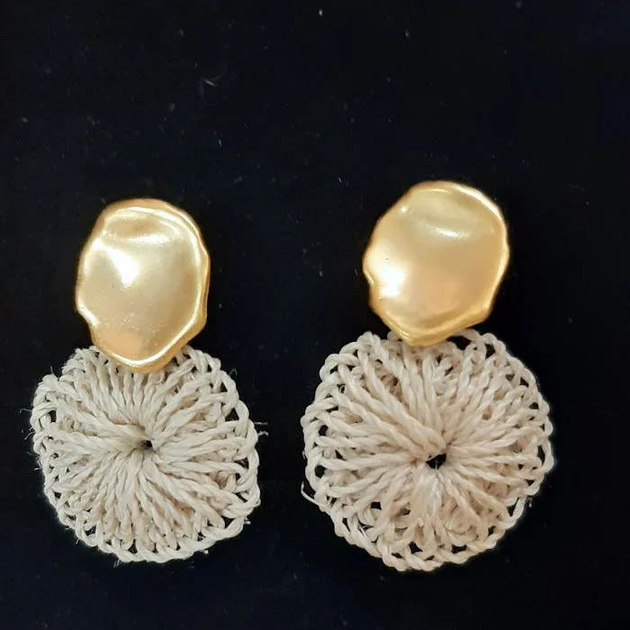 BILUM AND BILAS IMAKI GOLD STUD EARRINGS