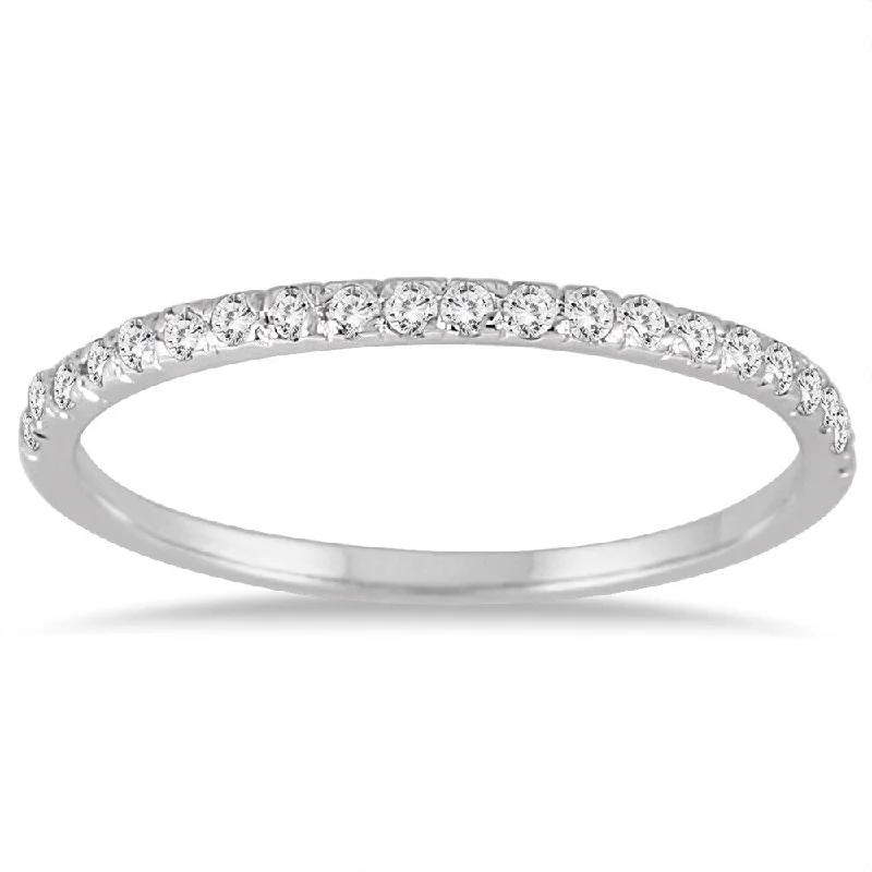 1/5 Carat TW Diamond Wedding Band in 14K White Gold