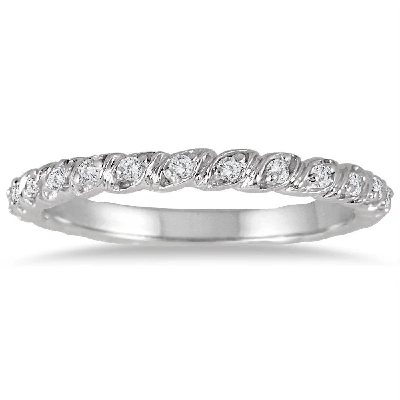 1/6 Carat TW Diamond Wedding Band in 10K White Gold