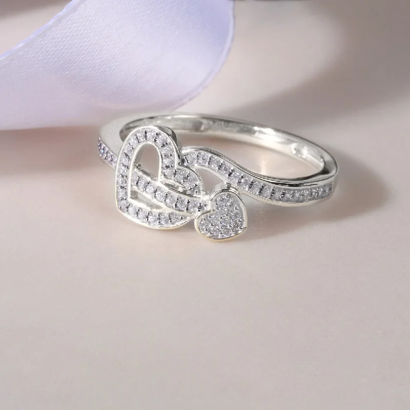 1/6ct TDW Diamond Double Heart Ring in 10k Gold