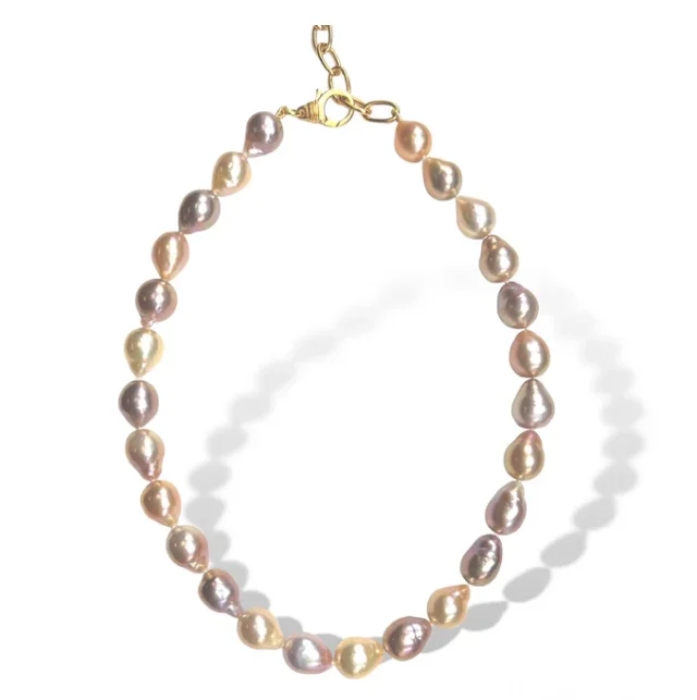 Dina Mackney -Necklace of Perfect Pearls