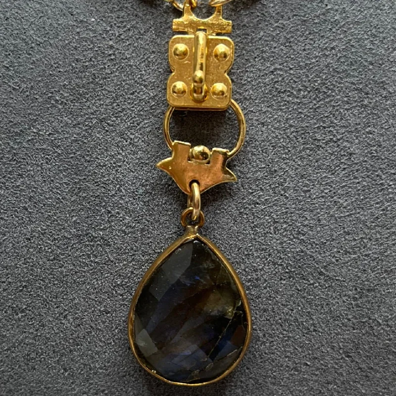 Vignette - Clifford Labradorite & Gold Drop