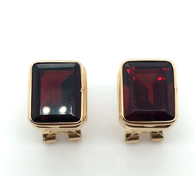 14Y 10mm Square Garnet Omega Clip Earrings