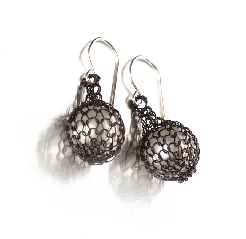 BLACK Wire crochet earrings - Pearl jewelry - Faux perl earrings in black