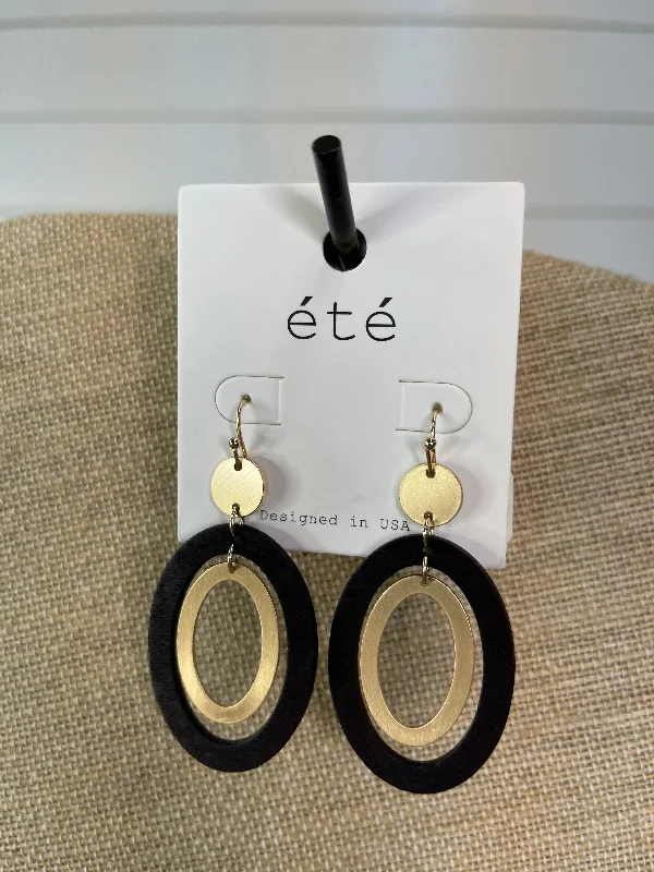 BLACK WOOD/GOLD OVAL EARRINGS