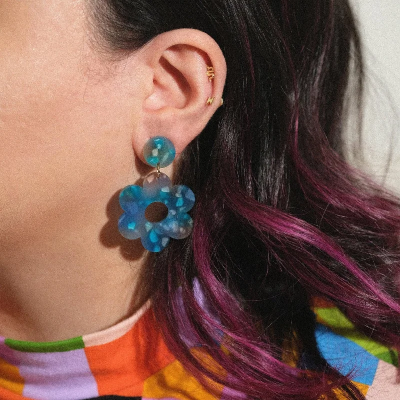 Blue Dream Daisy Acrylic Dangle Earrings