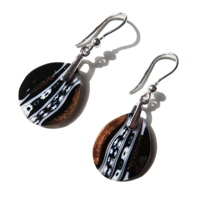 Murano glass drop-shaped Black earrings "Inglesina"